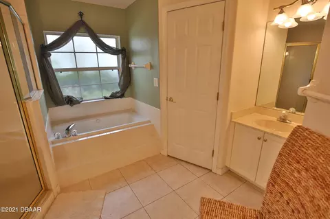 131 Eric Dr, Palm Coast, FL 32164 photo 11