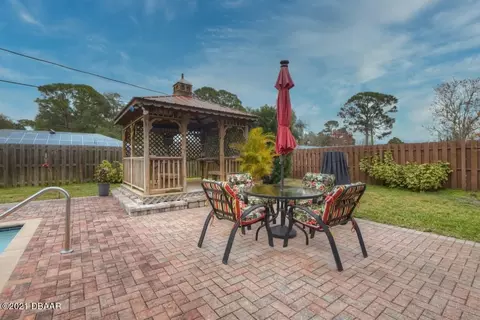 2907 Queen Palm Dr, Edgewater, FL 32141 photo 3
