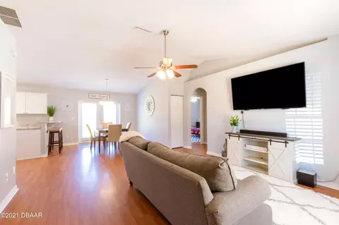 3314 Pine Tree Dr, Edgewater, FL 32141 photo 6