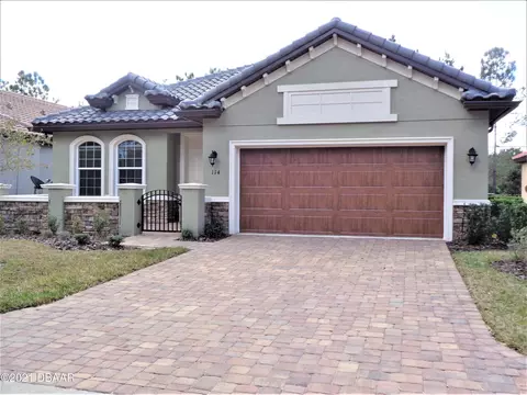 114 Via Roma, Ormond Beach, FL 32174 photo 1