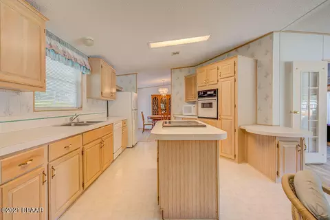 502 Topside Cir, Edgewater, FL 32141 photo 28