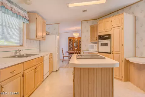 502 Topside Cir, Edgewater, FL 32141 photo 39