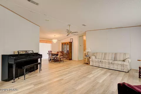 502 Topside Cir, Edgewater, FL 32141 photo 6