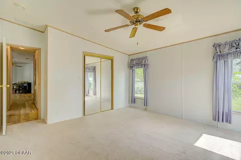 502 Topside Cir, Edgewater, FL 32141 photo 4
