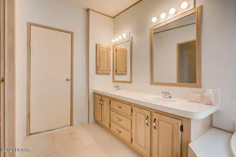 502 Topside Cir, Edgewater, FL 32141 photo 36