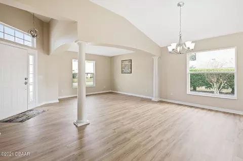 8 Meadowmist Ct, Ormond Beach, FL 32174 photo 2