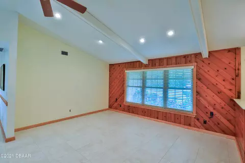 3 Nottingham Dr, Ormond Beach, FL 32174 photo 4