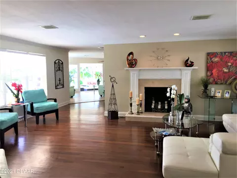754 John Anderson Dr, Ormond Beach, FL 32176 photo 7