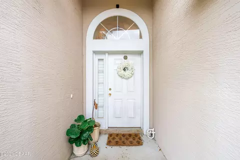 10 Timucuan Dr, Ormond Beach, FL 32174 photo 4
