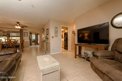 2521 Pine Tree Dr, Edgewater, FL 32141 photo 12