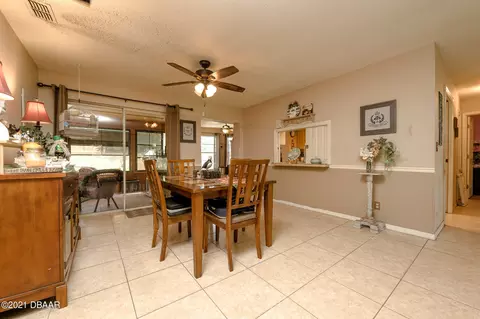 2521 Pine Tree Dr, Edgewater, FL 32141 photo 4