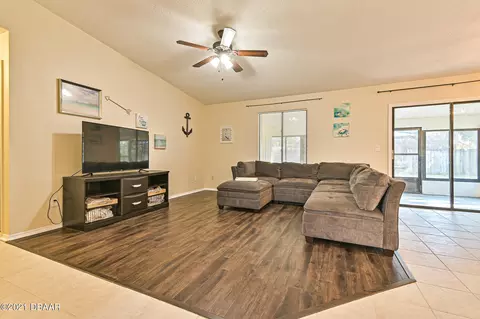 1407 Victory Palm Dr, Edgewater, FL 32132 photo 3