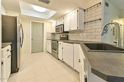 1407 Victory Palm Dr, Edgewater, FL 32132 photo 7