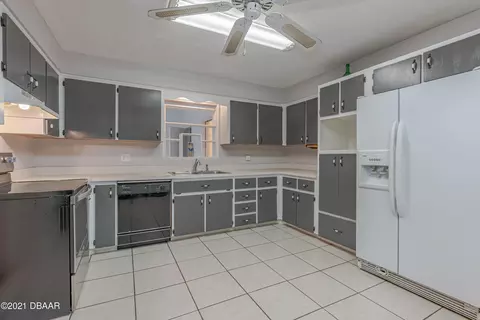 36 S Arbor Dr, Ormond Beach, FL 32174 photo 6