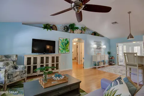 24940 Bartram Rd, Astor, FL 32102 photo 4