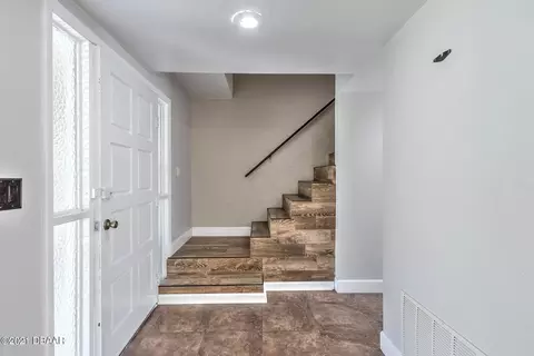 60 Nightingale Ln, Ormond Beach, FL 32174 photo 9