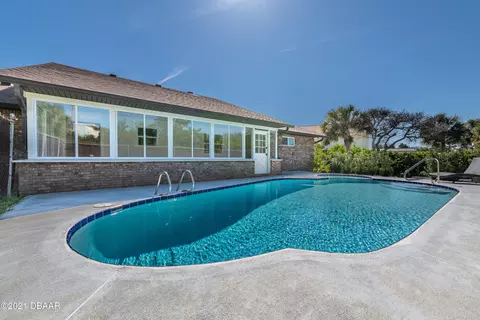 229 Standish Dr, Ormond Beach, FL 32176 photo 2