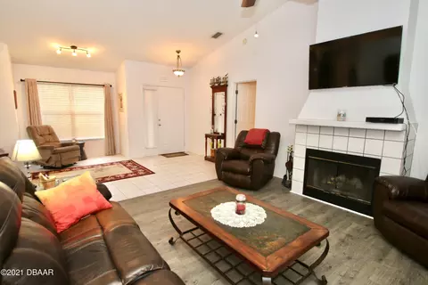 4290 Pine St, Cocoa, FL 32926 photo 4