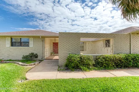 21 W Sovereign Ln, Ormond Beach, FL 32176 photo 7