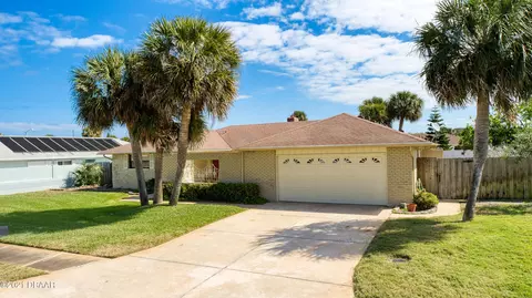 21 W Sovereign Ln, Ormond Beach, FL 32176 photo 2