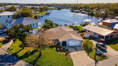 1022 Shockney Dr, Ormond Beach, FL 32174 photo 4