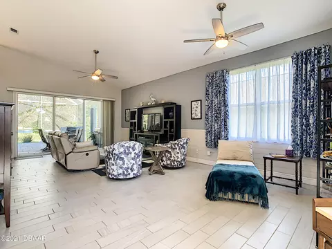 1117 Hartbourne Ln, Ormond Beach, FL 32174 photo 3