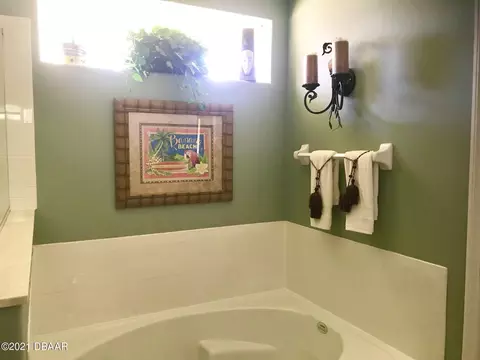 28 Sherrington Dr, Ormond Beach, FL 32174 photo 8