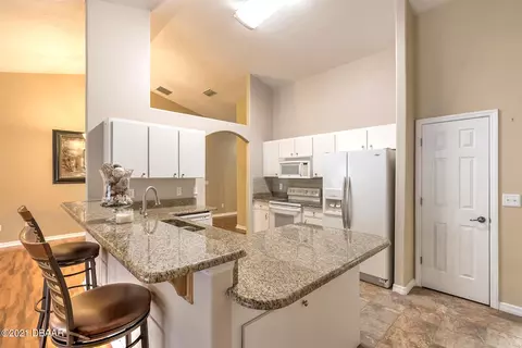 24 Peruvian Ln, Ormond Beach, FL 32174 photo 6