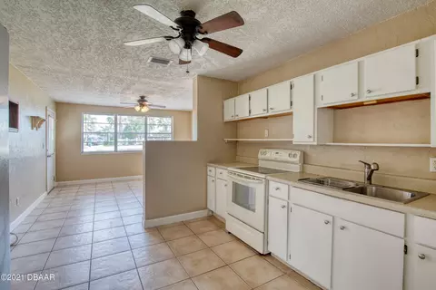 56 Alamanda Dr, Ormond Beach, FL 32176 photo 12