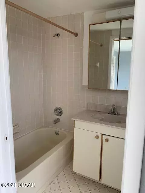 3 Ocean Shore Dr, Ormond Beach, FL 32176 photo 4