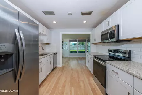 7 Rivershore Dr, Ormond Beach, FL 32176 photo 6