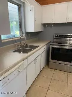 490 S Ridgewood Ave, Ormond Beach, FL 32174 photo 2