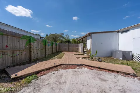 1815 Woodcrest Dr, Ormond Beach, FL 32174 photo 7