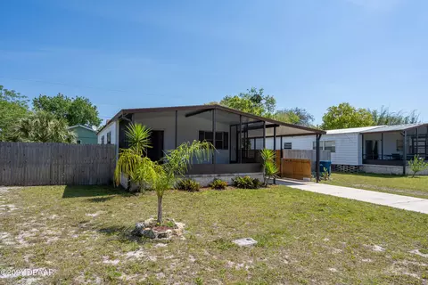 1815 Woodcrest Dr, Ormond Beach, FL 32174 photo 3