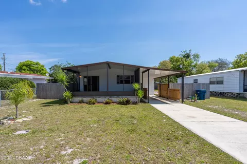 1815 Woodcrest Dr, Ormond Beach, FL 32174 photo 2