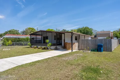 1815 Woodcrest Dr, Ormond Beach, FL 32174 photo 4