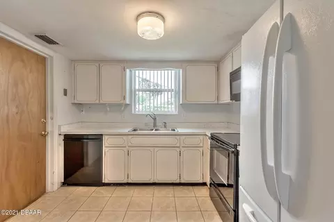 619 N Yonge St, Ormond Beach, FL 32174 photo 22