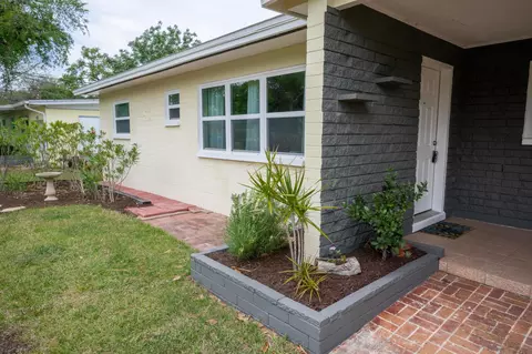 205 Putnam Ave, Ormond Beach, FL 32174 photo 1