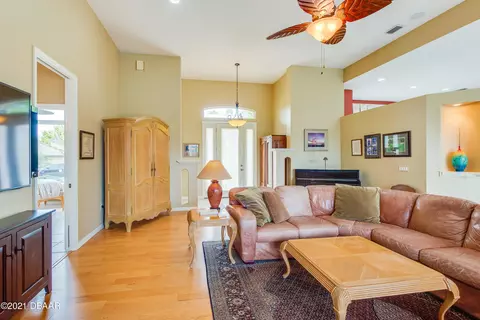 3 Eloise Cir, Ormond Beach, FL 32176 photo 3