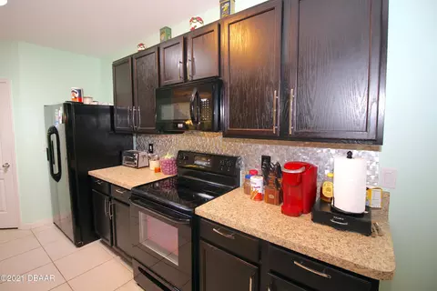 538 Safe Harbor Dr, Edgewater, FL 32141 photo 10