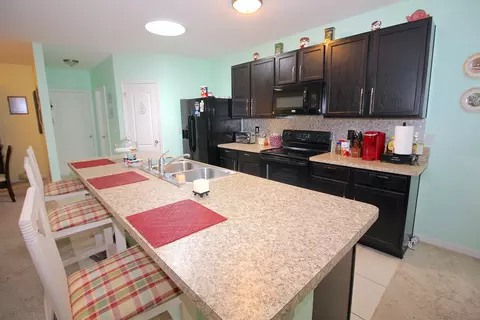 538 Safe Harbor Dr, Edgewater, FL 32141 photo 9