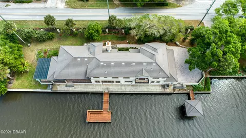 2406 John Anderson Dr, Ormond Beach, FL 32176 photo 4