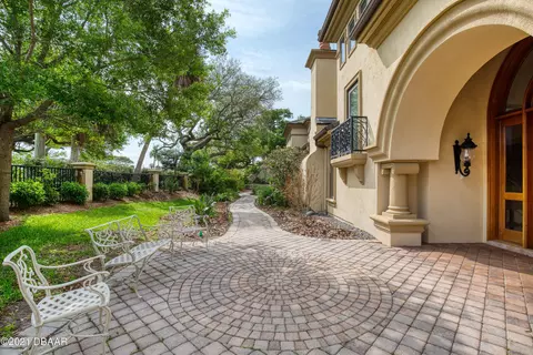 2406 John Anderson Dr, Ormond Beach, FL 32176 photo 10