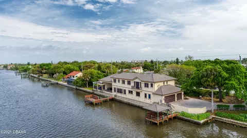 2406 John Anderson Dr, Ormond Beach, FL 32176 photo 1