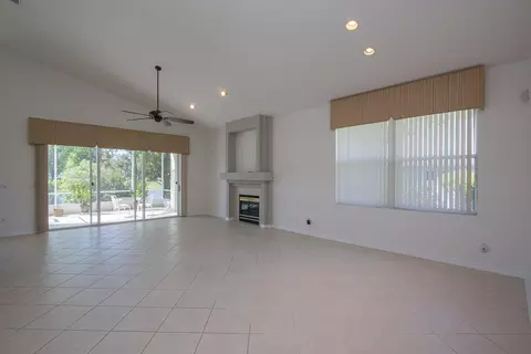 22 Meadow Brooke Ln, Ormond Beach, FL 32174 photo 5