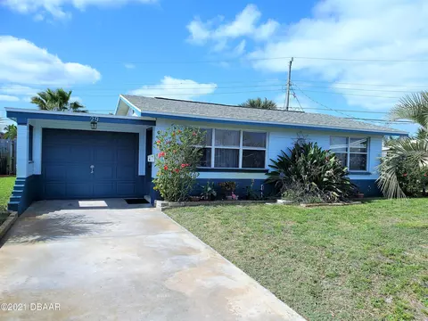 29 Azalea Dr, Ormond Beach, FL 32176 photo 2
