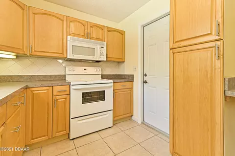 620 Mcintosh Rd, Ormond Beach, FL 32174 photo 6
