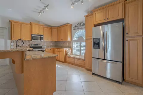 3034 Pine Tree Dr, Edgewater, FL 32141 photo 8