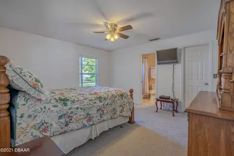 3034 Pine Tree Dr, Edgewater, FL 32141 photo 12