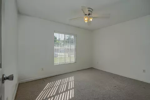 3034 Pine Tree Dr, Edgewater, FL 32141 photo 16